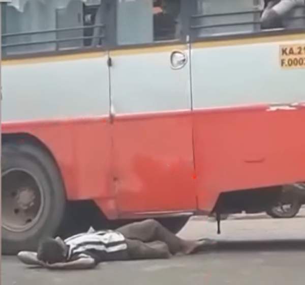 பாய்ந்தது ஆக்சன் 