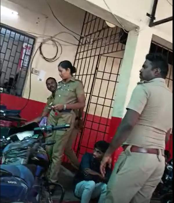  தட்டிவிட்டான்