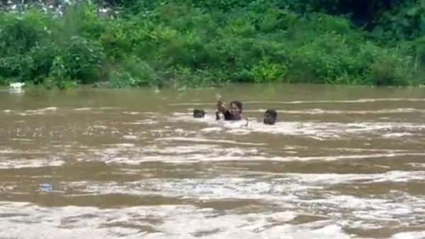 21 வயது இளம்பெண் 