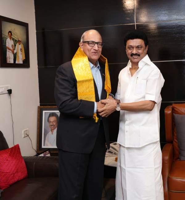 சிங்கப்பூர் அமைச்சர் 