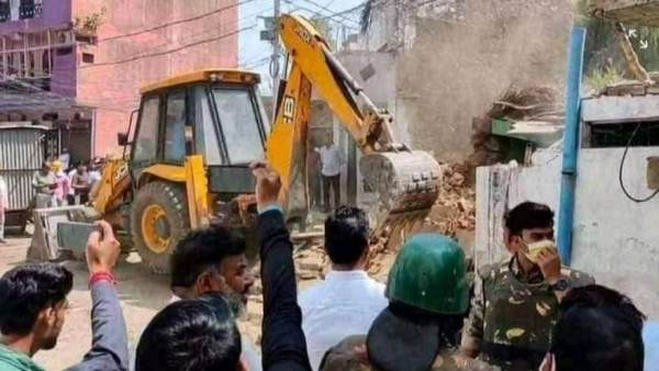 ஆஸ்பத்திரியில் அனுமதி ஆஸ்பத்திரியில் அனுமதி