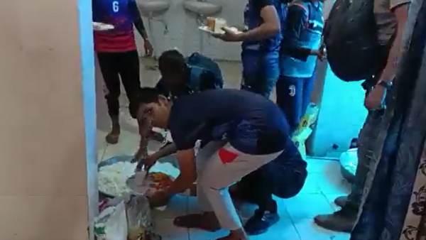 பெண்கள் 