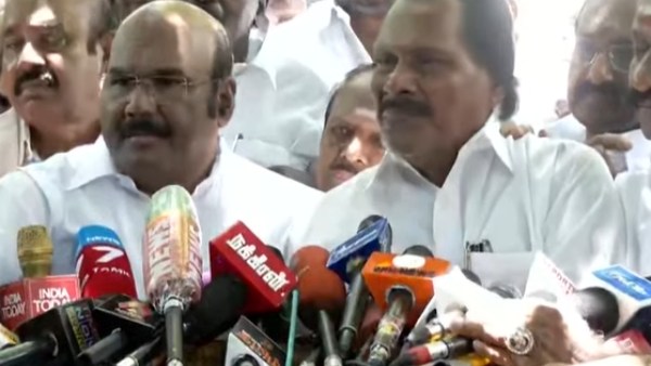 ஜெயக்குமார் மீது வழக்குப்பதிவு 