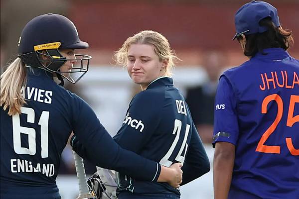 விக்கெட் 