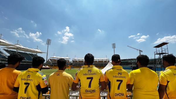  ரசிகர்கள் மத்தியில் எதிர்பார்ப்பு 