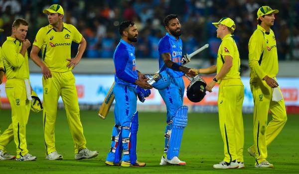 பவுலிங் மாற்றம் 