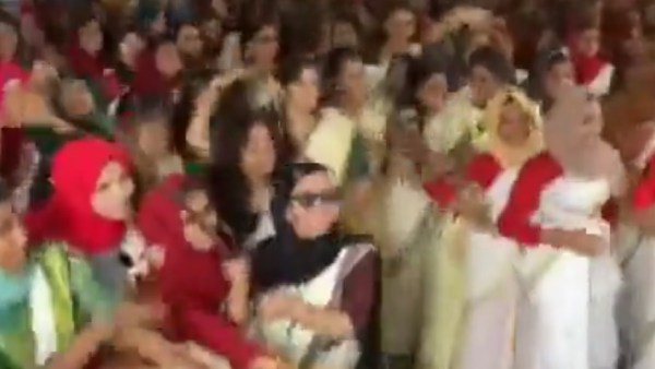 ஹிஜாப் மாணவிகள் ஹிஜாப் மாணவிகள்