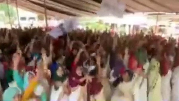 சசி தரூர் பகிர்ந்த வீடியோ சசி தரூர் பகிர்ந்த வீடியோ