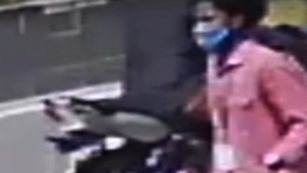 அமைதியாக இருந்த மாணவர்கள் 