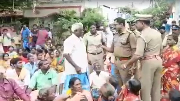 சாலை மறியல் 