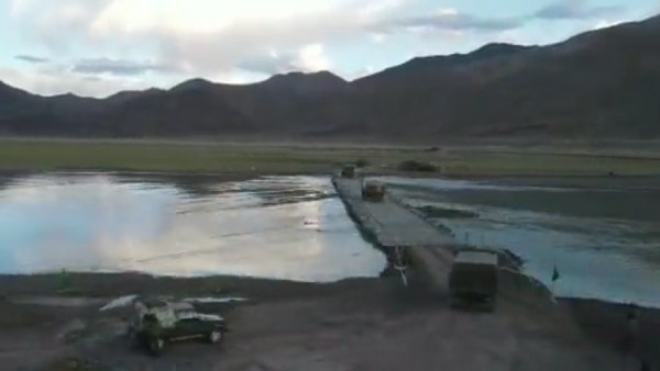 உள்கட்டமைப்பை பெருக்கும் சீனா உள்கட்டமைப்பை பெருக்கும் சீனா