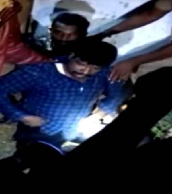  சுவரை துளையிட்டு நுழைந்தனர் 