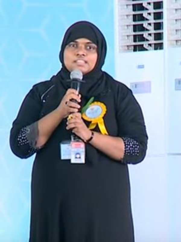  மாணவியின் அசத்தல் பேச்சு 