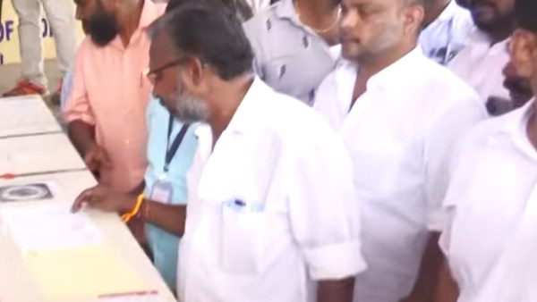 திருச்சி வந்த முத்துக்குமரன் உடல் 