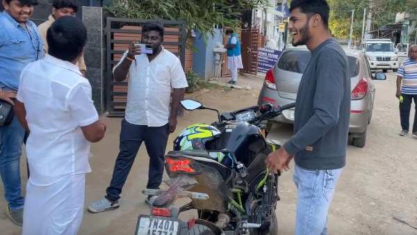 வாசனின் பைக் 