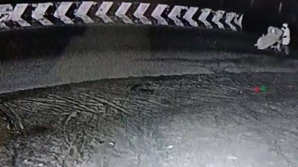 சுடுகாட்டில் தகனம் 