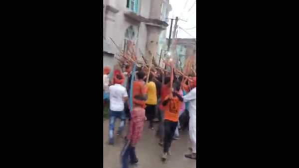  விடுவிக்க கோரிக்கை