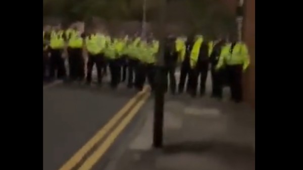 வன்முறை வன்முறை