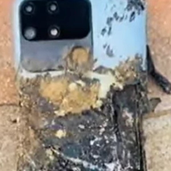 ஸ்மார்ட்ஃபோன் ஆபத்துகள் ஸ்மார்ட்ஃபோன் ஆபத்துகள்