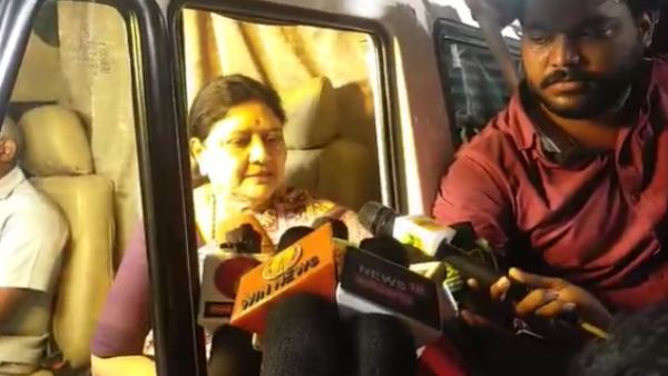 மரணத்தில் அரசியல் 