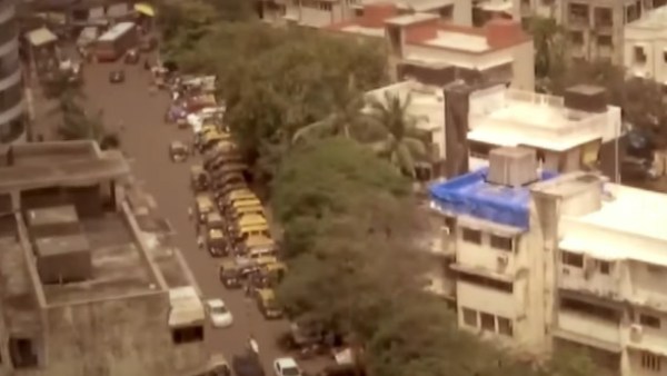 மீண்டும் மலர்ந்த காதல் 