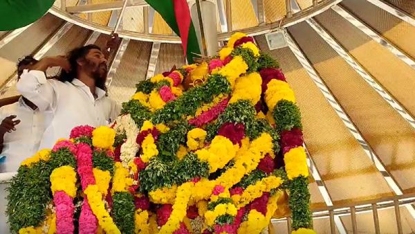 போலீஸ் பாதுகாப்பு போலீஸ் பாதுகாப்பு