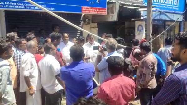 Petrol Bomb thrown on 2 places in Coimbatore 