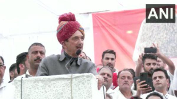 என் கவனம் என் கவனம்