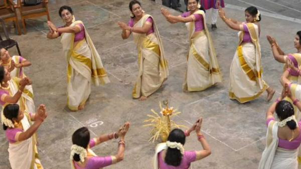  விமரிசையாக கொண்டாட்டம் 