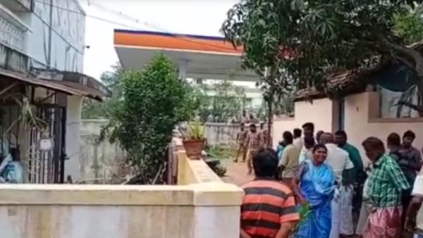 போலீஸ் விரைந்தனர்