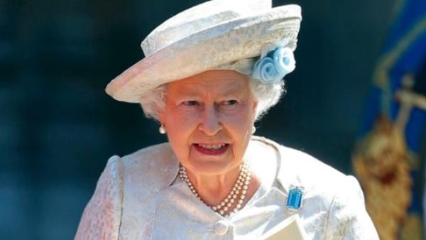  பிரிட்டன் மகாராணி எலிசபெத் 