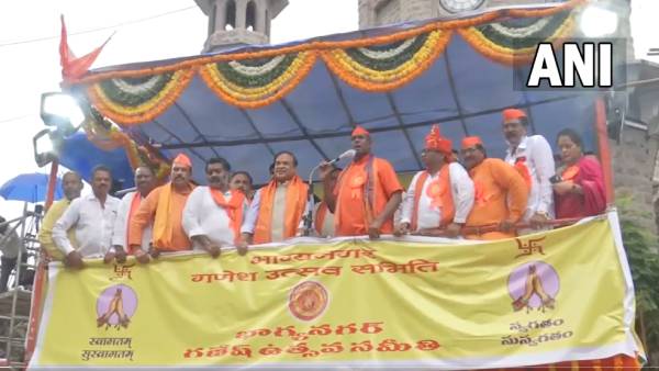 தெலுங்கானா வந்த பாஜக முதல்வர் 