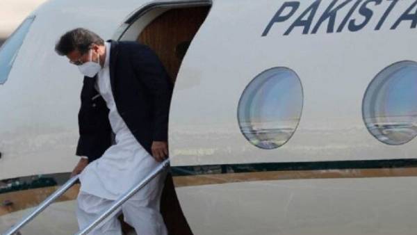 விமானம் தரையிறக்கம் 