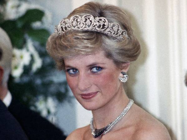 டயானா பேட்டி டயானா பேட்டி