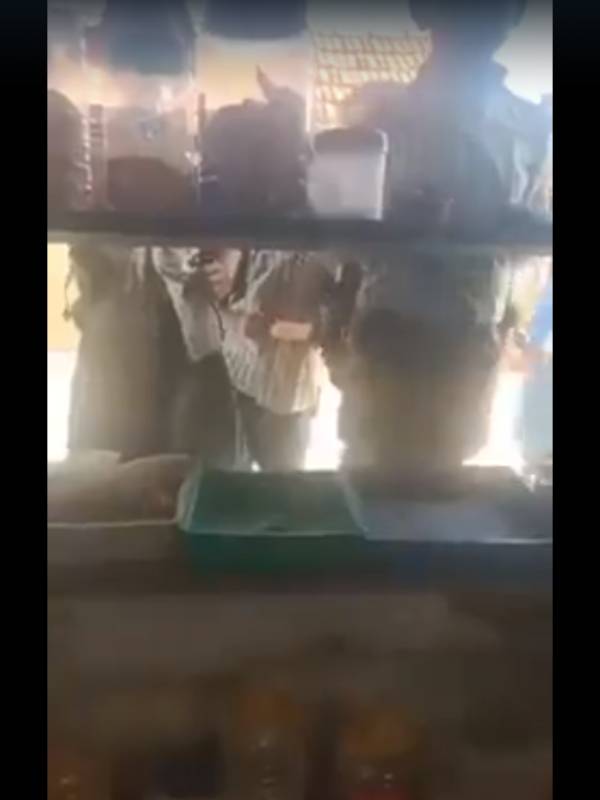 கடைக்காரர் கடைக்காரர்