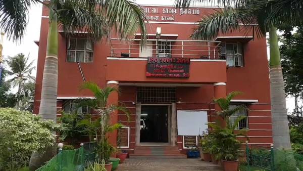 போலீசில் புகார் போலீசில் புகார்