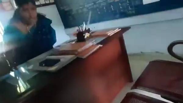 கடும் எதிர்ப்பு கடும் எதிர்ப்பு