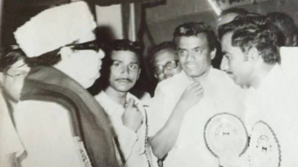 ஜெயலலிதா ஆதரவாளர் 