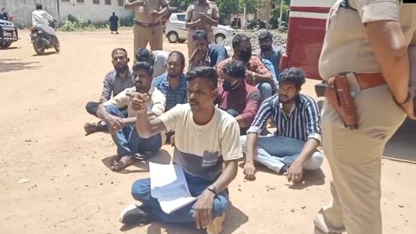 Trichy special camp inmates are protest in the court premises for their release 