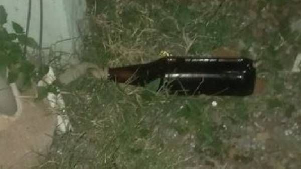  பெட்ரோல் குண்டு வீசு