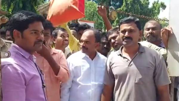 பாஜகவினர் போராட்டம் 