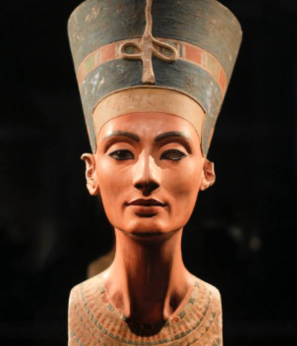  வளர்ப்புத் தாய் எங்கே