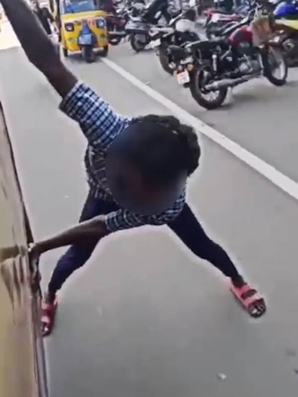 கோரிக்கை என்ன 