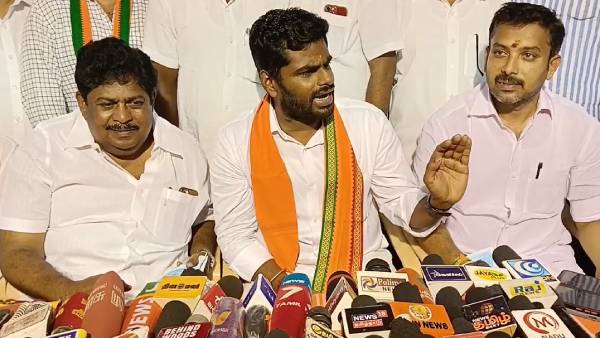 தேவையில்லாமல் அரசியல் 