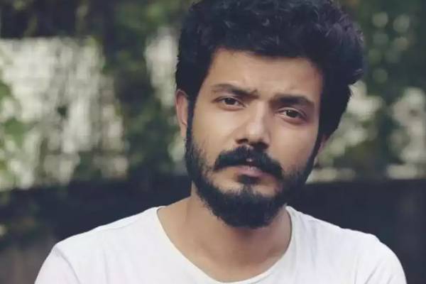 அதிரடி கைது 