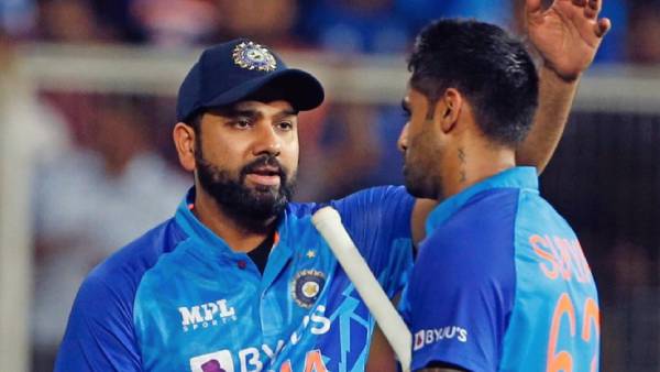  சூர்யகுமார் யாதவ் 