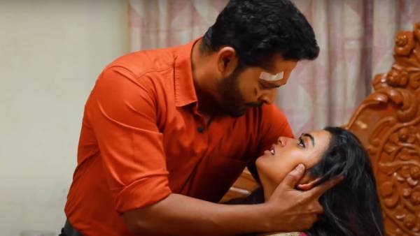 அப்படியே நடக்குது