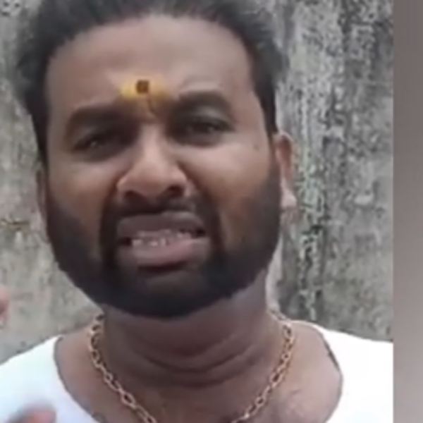 சாக்லேட் படத்தின் மூலம் அறிமுகம்