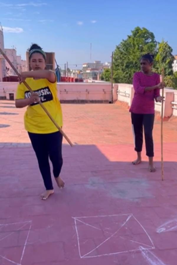 சன் டிவி சீரியலில் அறிமுகம்