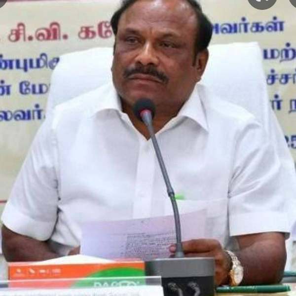  நீ சூத்திரன் 